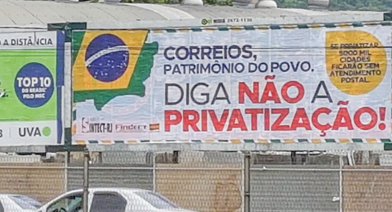 SINTECT-RJ espalha outdoors contra a privatização dos Correios