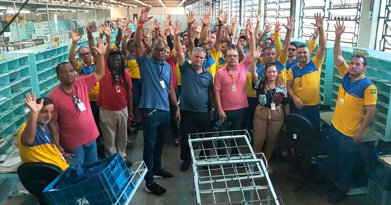 Trabalhadores do CDD Realengo paralisam atividades para exigir solução para o CDD Realengo
