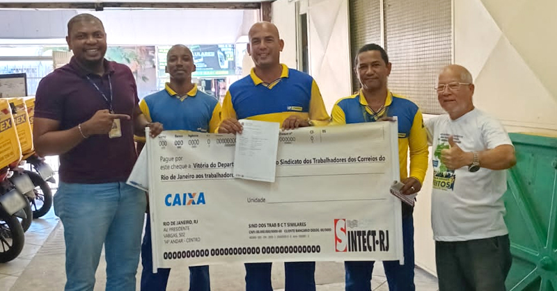 SINTECT-RJ entrega alvará do Abono Pecuniário no CDD Nilo Peçanha e trabalhadores comemoram vitória!