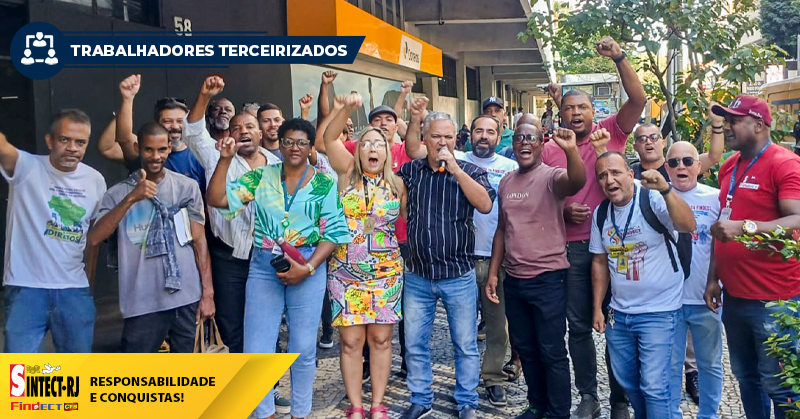 MOTORISTAS TERCEIRIZADOS PROTESTAM CONTRA ATRASOS DE PAGAMENTO EM FRENTE AOS CORREIOS NO CENTRO DO RIO
