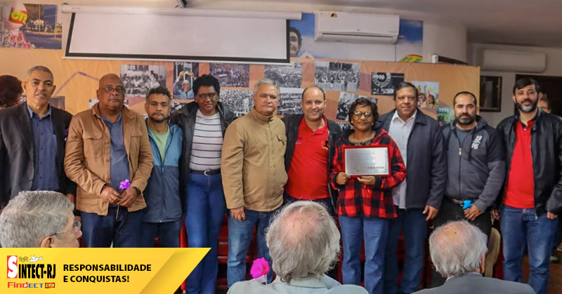 Emoção e reconhecimento marcam homenagem a Ronaldão na sede da CTB…