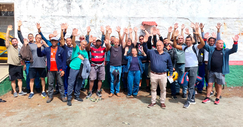 Trabalhadores do CDD Nova Friburgo encerram a greve de 42 dias, mas exigem providências imediatas