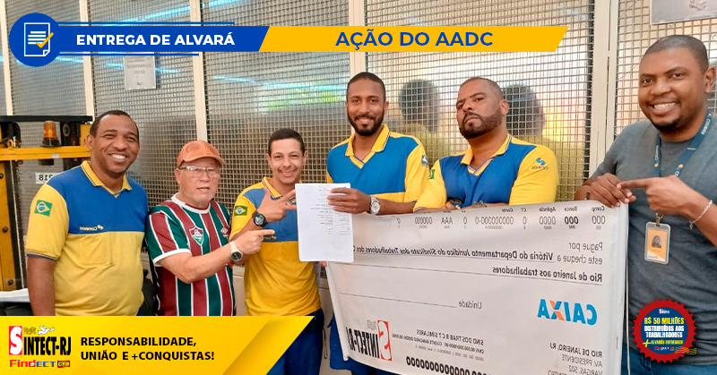 VITÓRIA: DIRETOR DO SINTECT-RJ ENTREGA ALVARÁ DA AÇÃO AADC A TRABALHADOR DO CDD NITERÓI